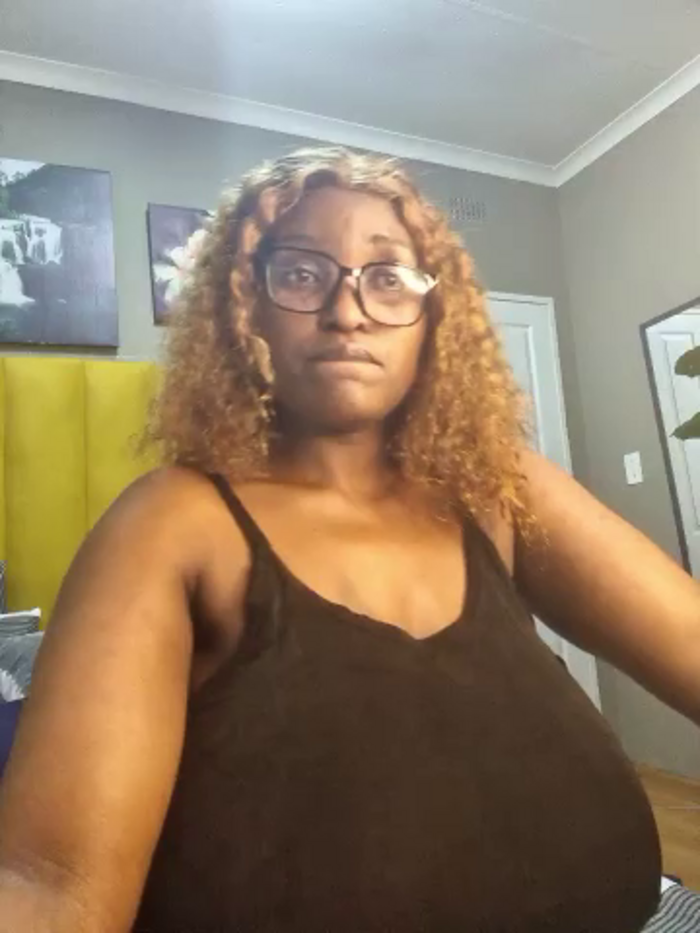Bustygoddess32