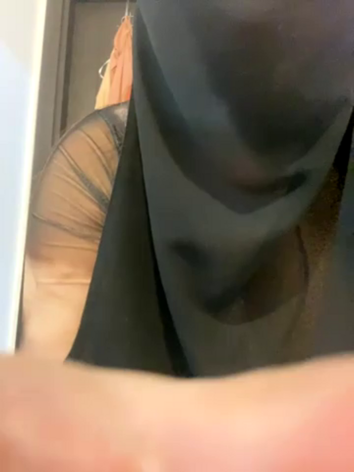 Hot-Sarah-arab