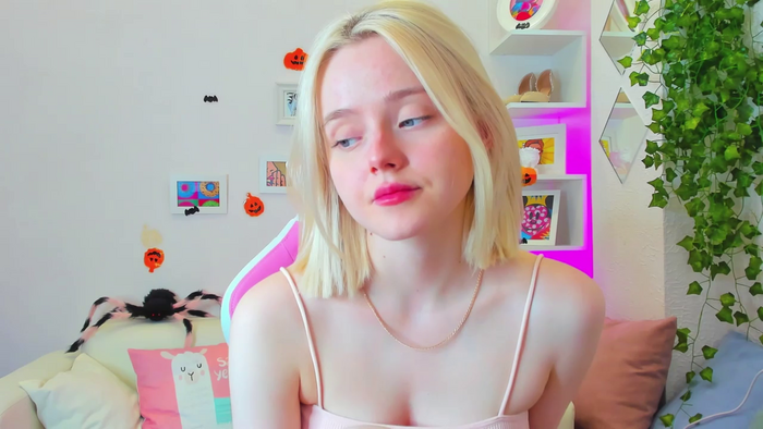 Lola_Blondy