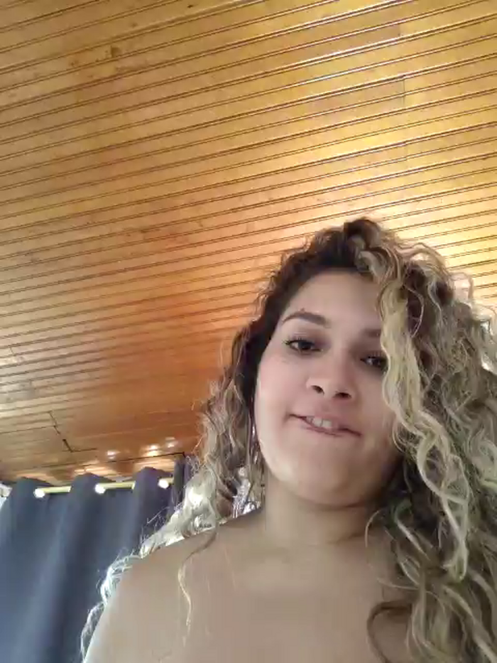 Sara_smiiith211