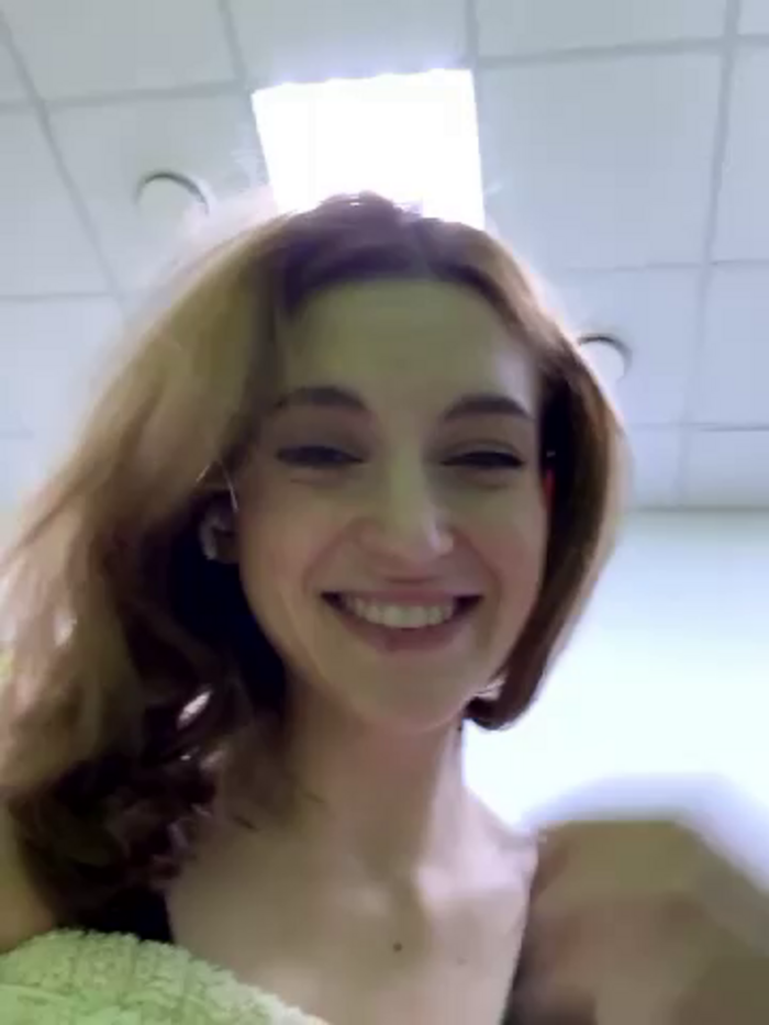 -AngelAri-