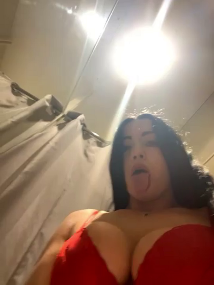 CrazzyChicks