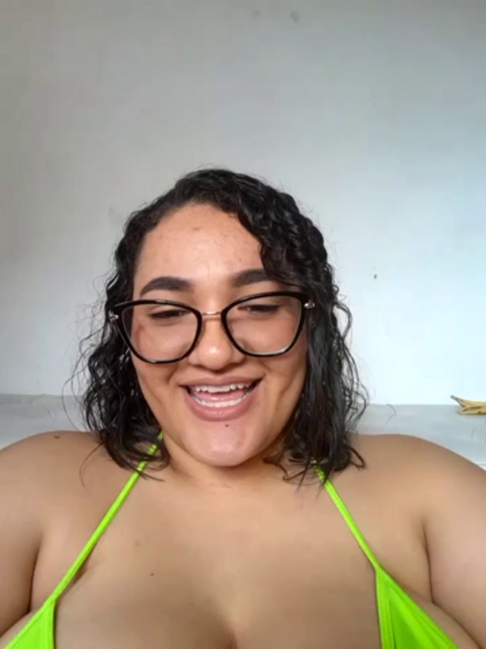 Cami_boobs