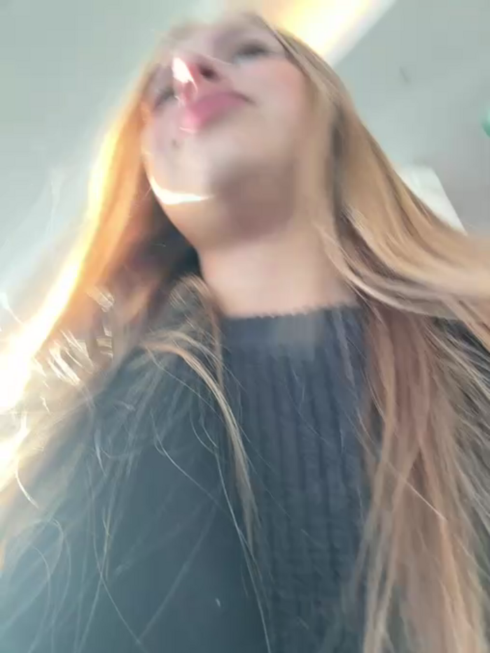 mur_girl