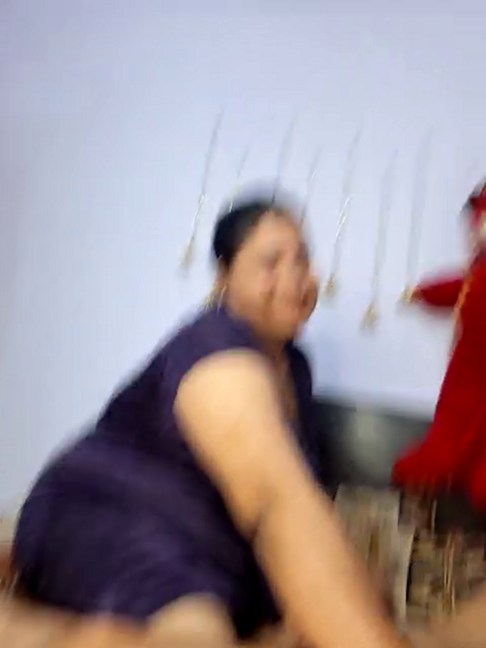 MOM-SUN-COUPLE