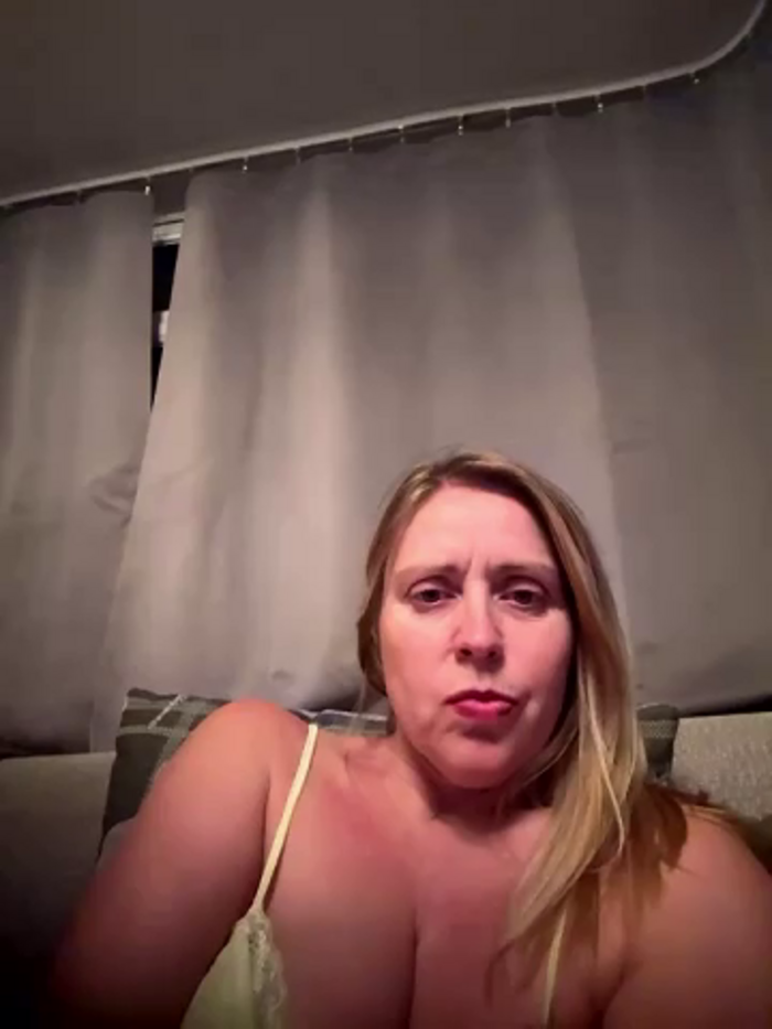 DirtyBanteringBlonde
