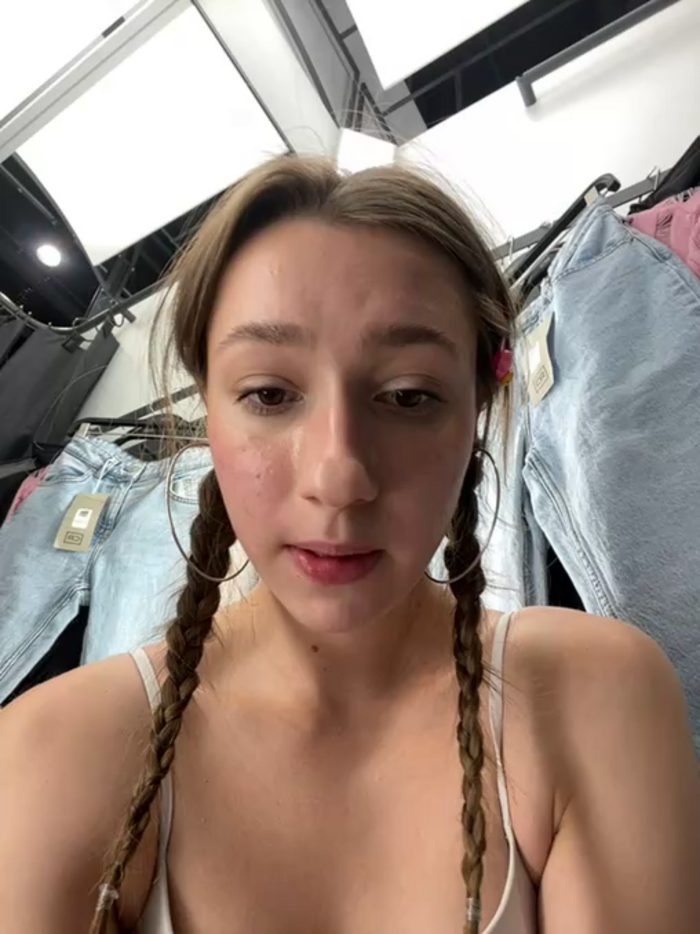 Lia__Love