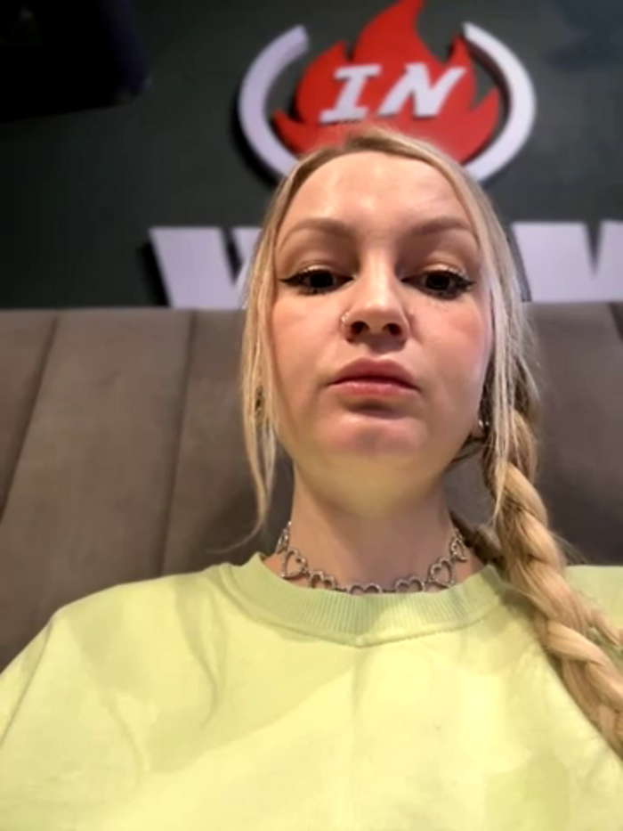 Teya_moon_