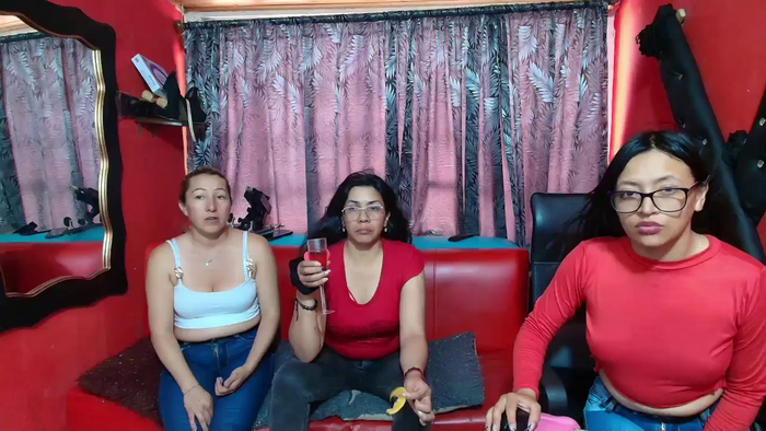 lesbiancuple