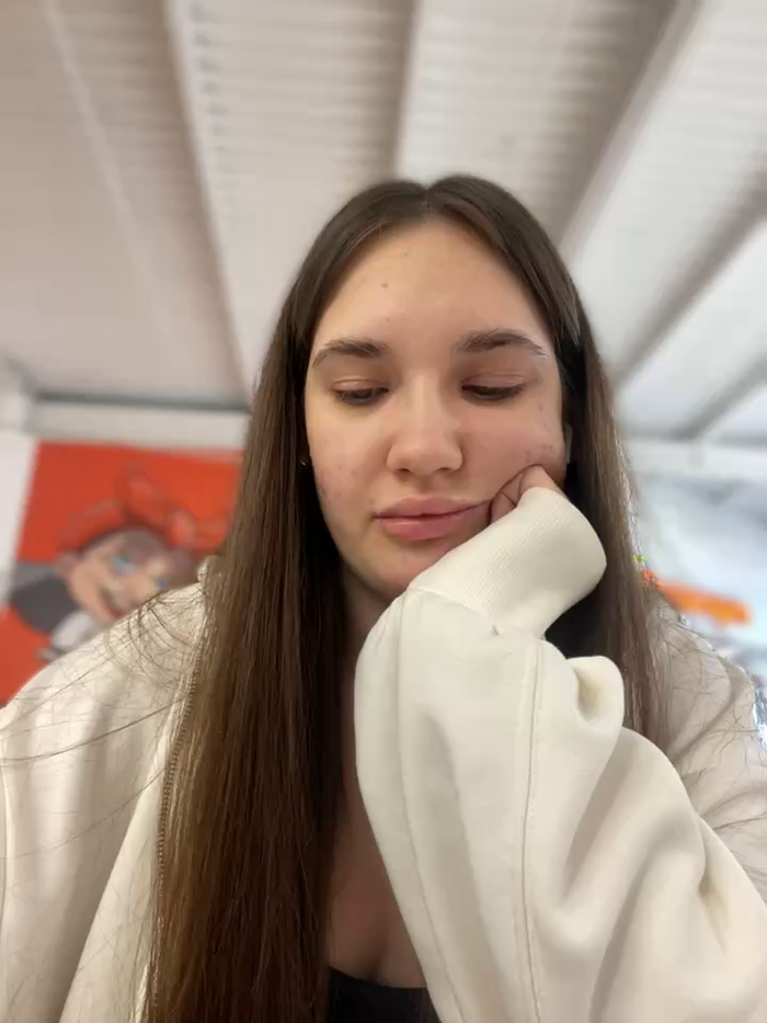 Holly_Molii