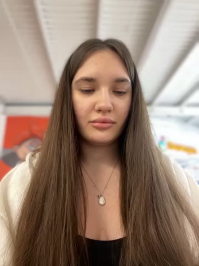 Holly_Molii
