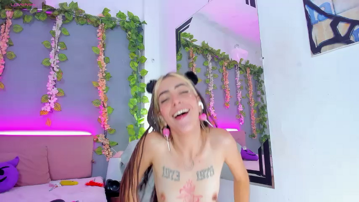 YouliteSllut2