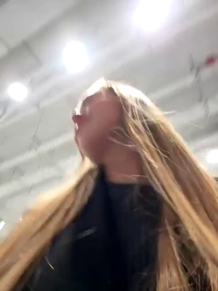 mur_girl