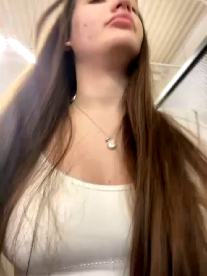 Holly_Molii