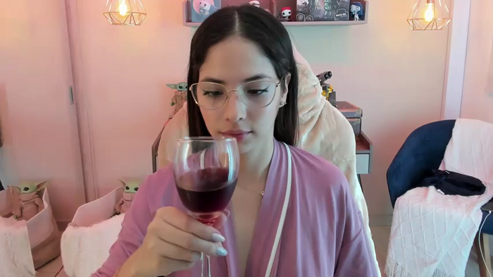 Zoe_Bae
