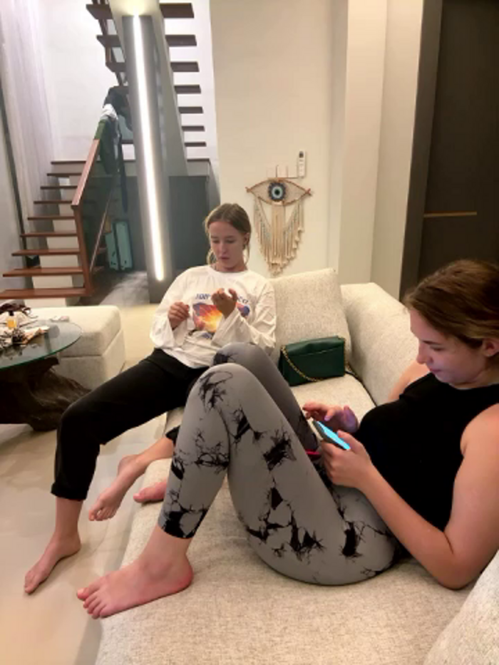 Nura_n_Sarah