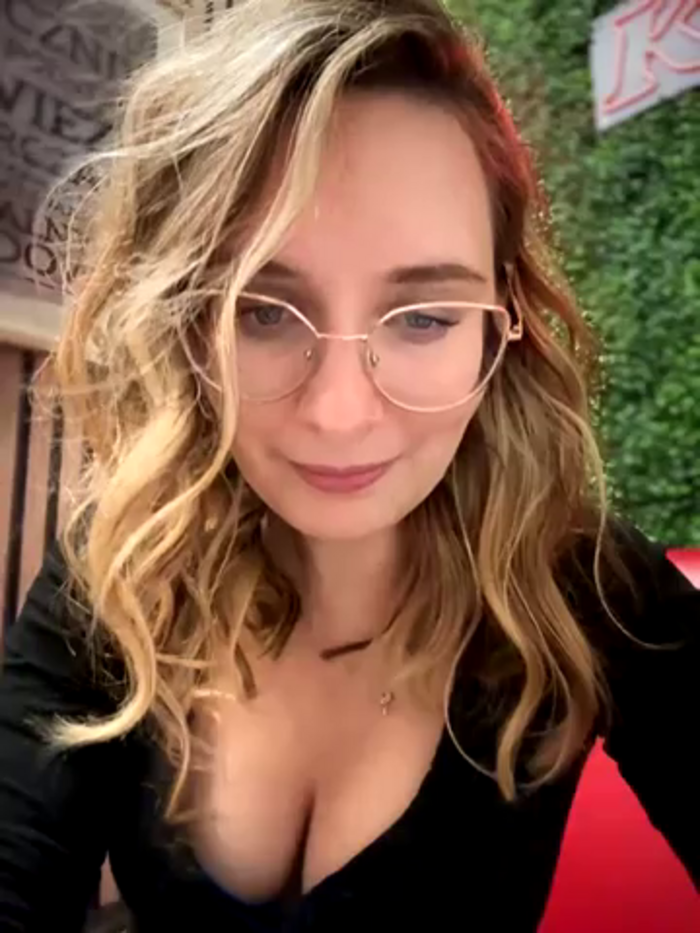 The_Snowwhitee