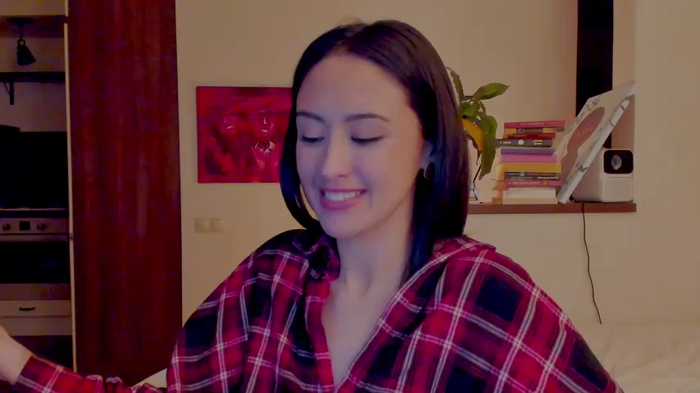 Alexa_Girl1