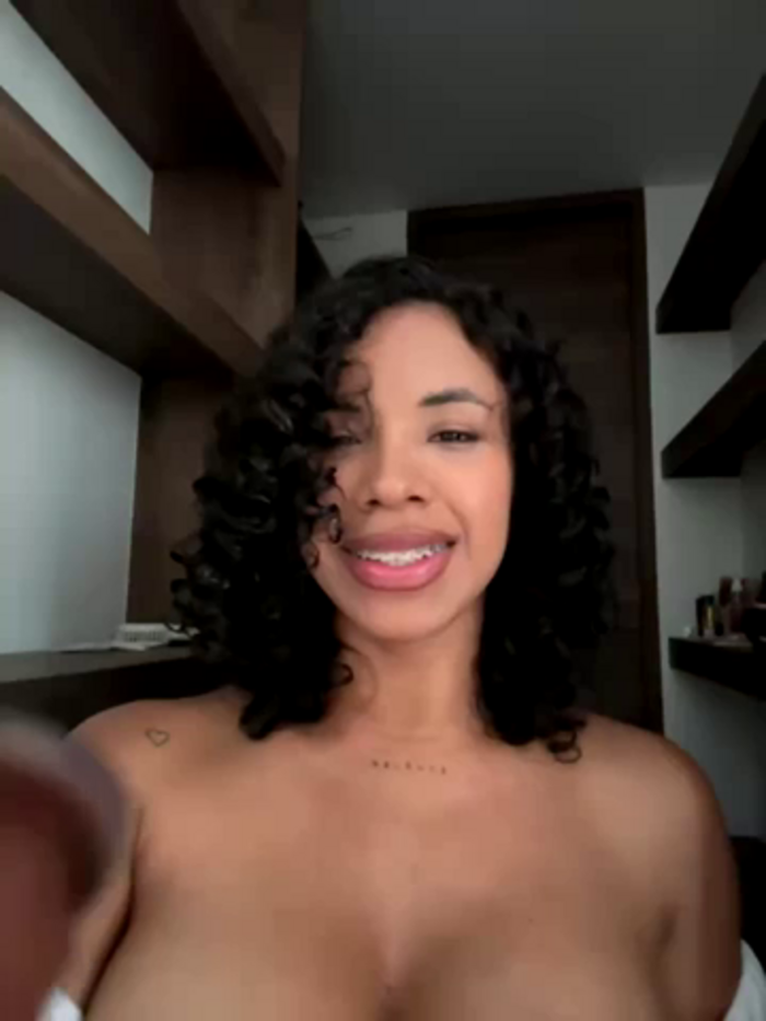 Brunettexio