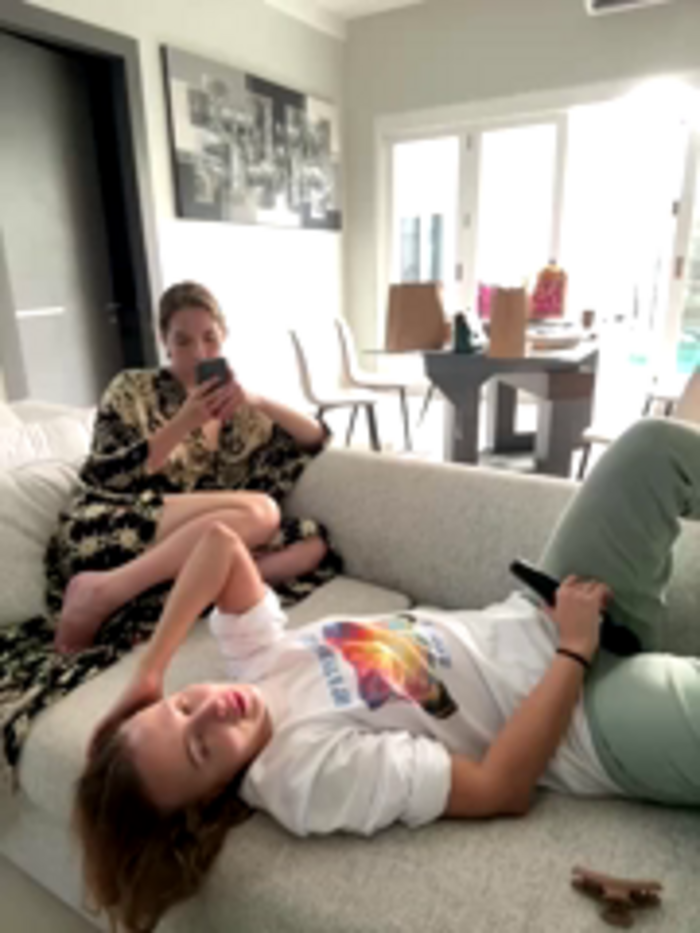 Nura_n_Sarah