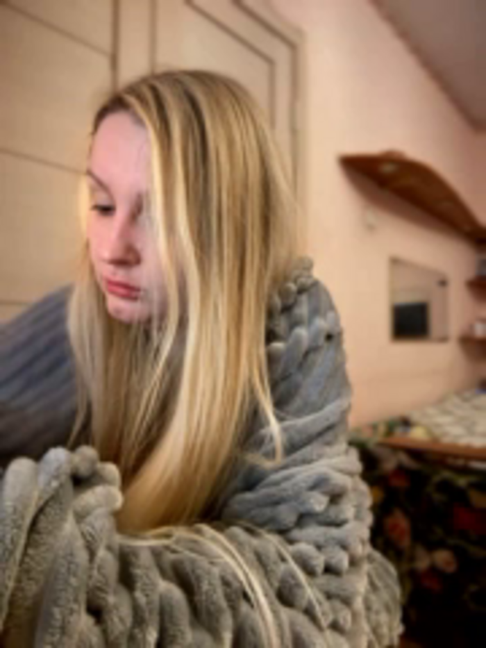 Teya_moon_