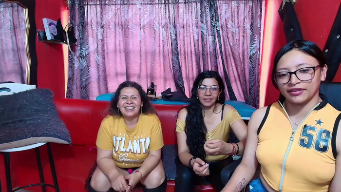 lesbiancuple