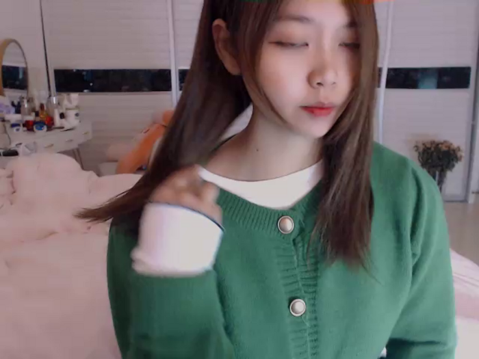 -Lucky_Girl