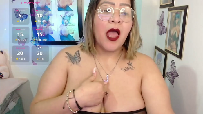 Dalessa_Bigtits