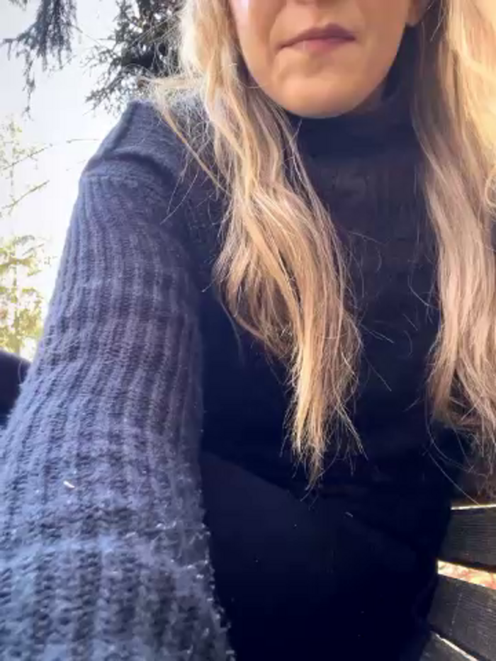 Risky_girl23