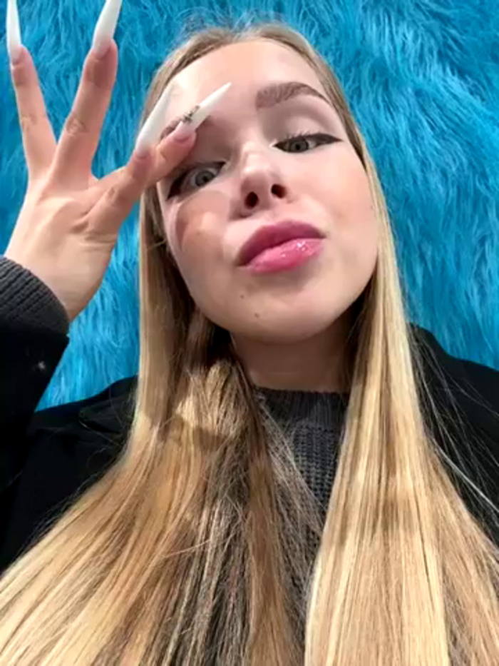 mur_girl