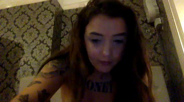 LucyLuxee19