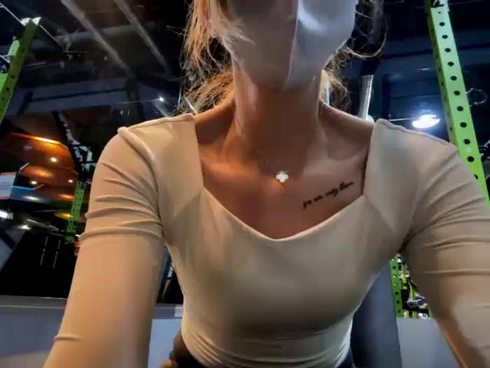 QcherryQ