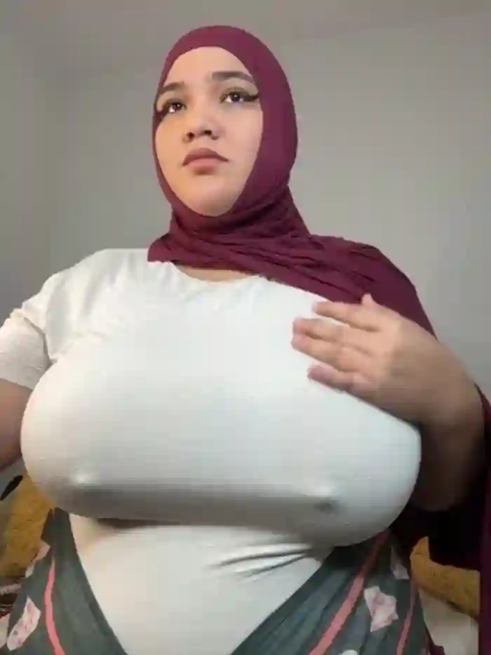 2024/11/11/stripchat-sweetmuslim01-23-39-53