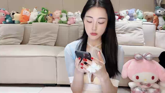 Angela-000
