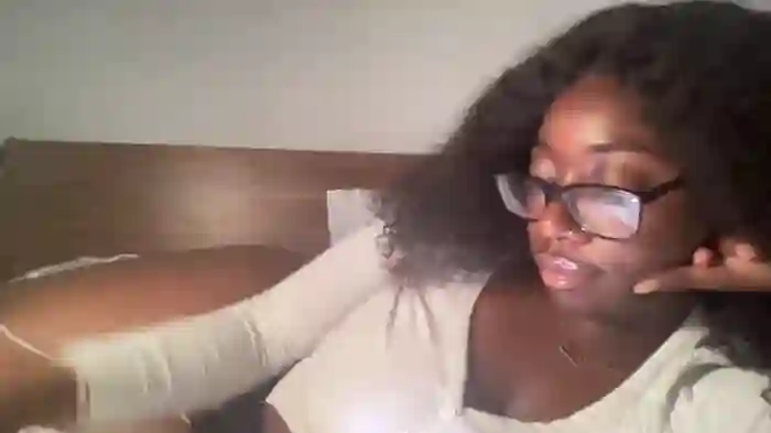 2024/11/11/stripchat-averyj99-01-12-18