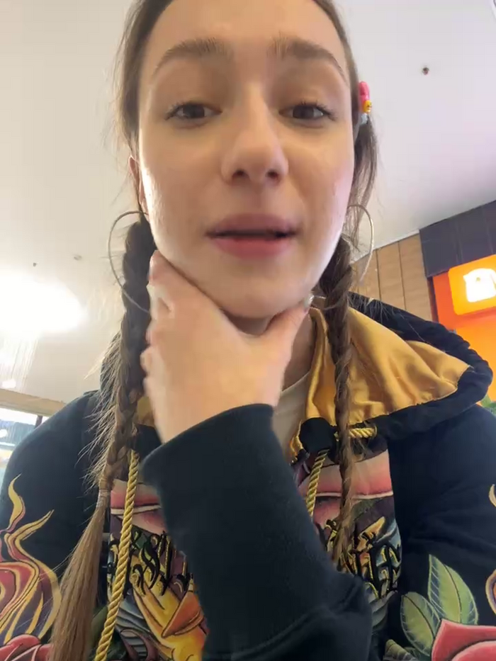 Lia__Love
