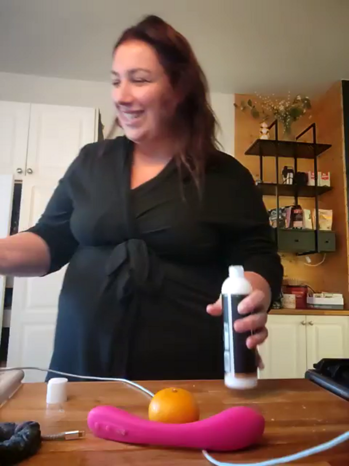 Canadian_BBW