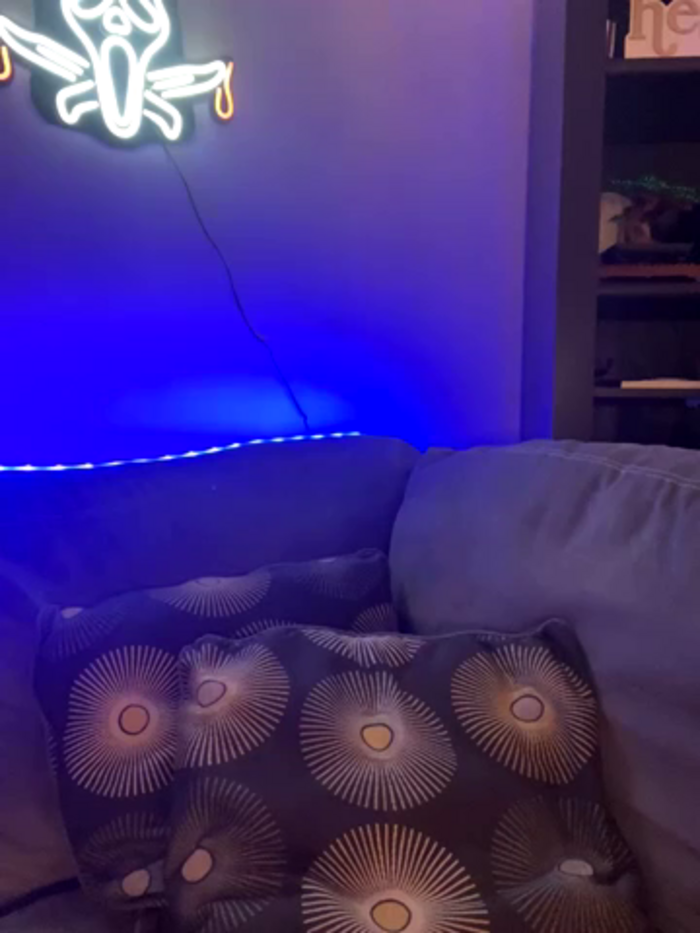 miacanela_xo