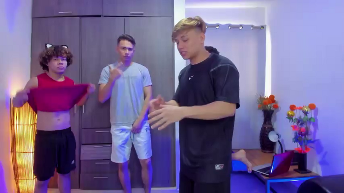 badguyss_bisex