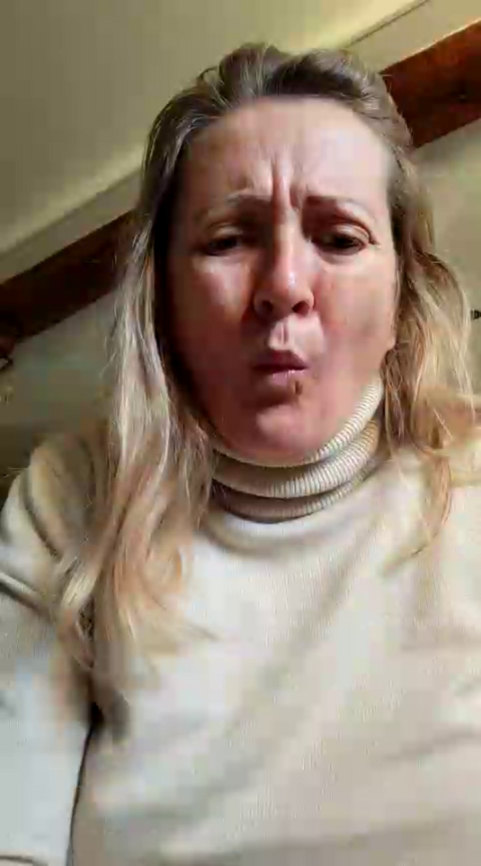 lady_charlyne