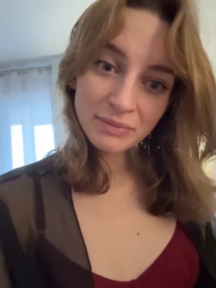-AngelAri-