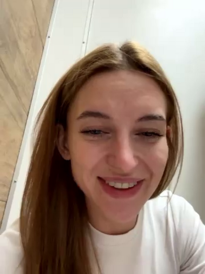 -AngelAri-