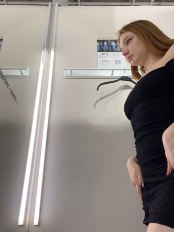 AmmyHot
