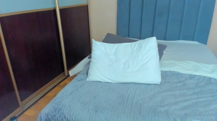 Mimi_Mira