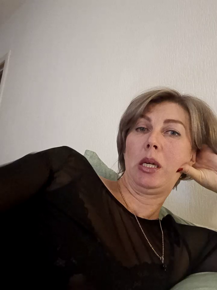 stellahere8
