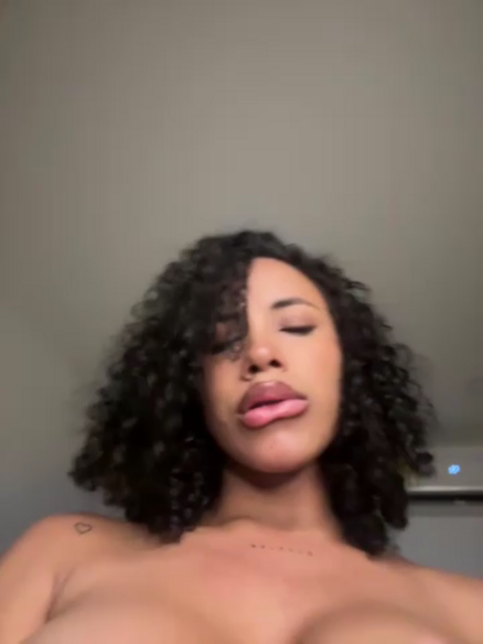 Brunettexio