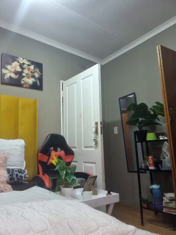 Bustygoddess32
