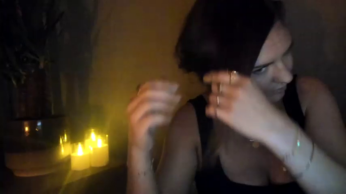 Nina24
