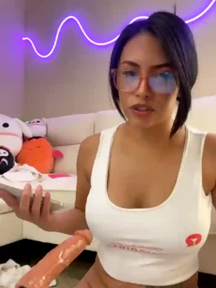 2024/11/15/stripchat-shaarebaare-22-34-47