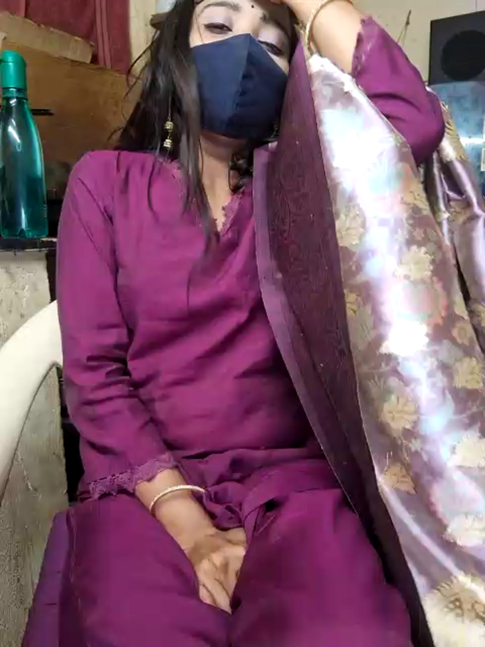Cute-Tara